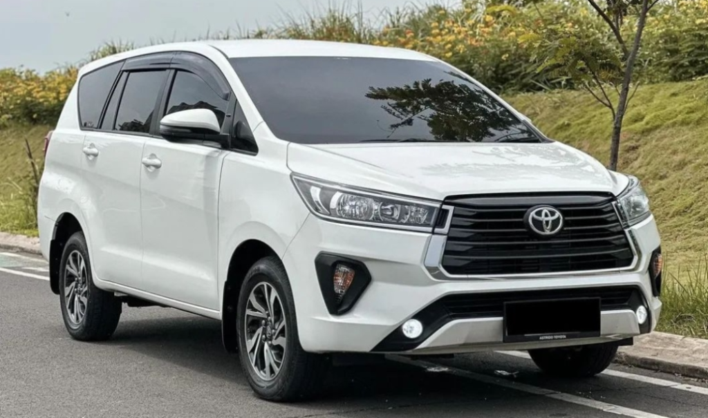 Innova Reborn (7 Seat)